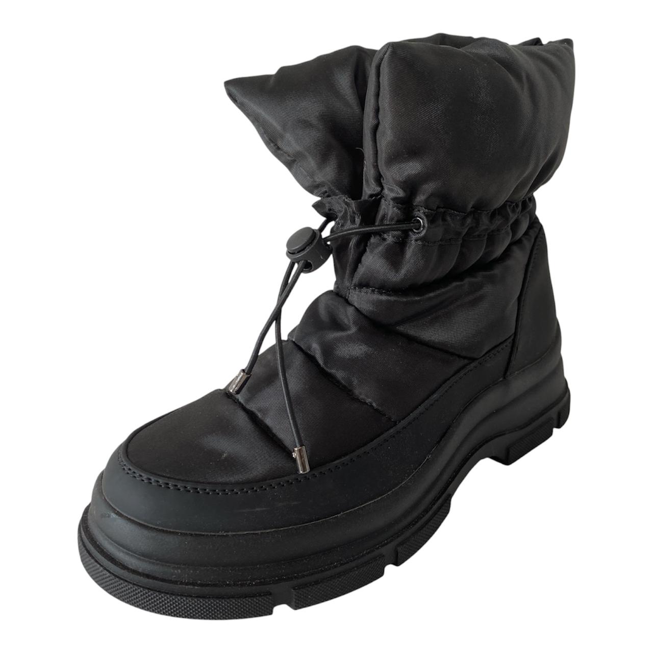 C&A black flexi nylon boot