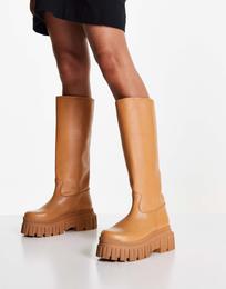 بوت جلد نسائي ASOS – جملي