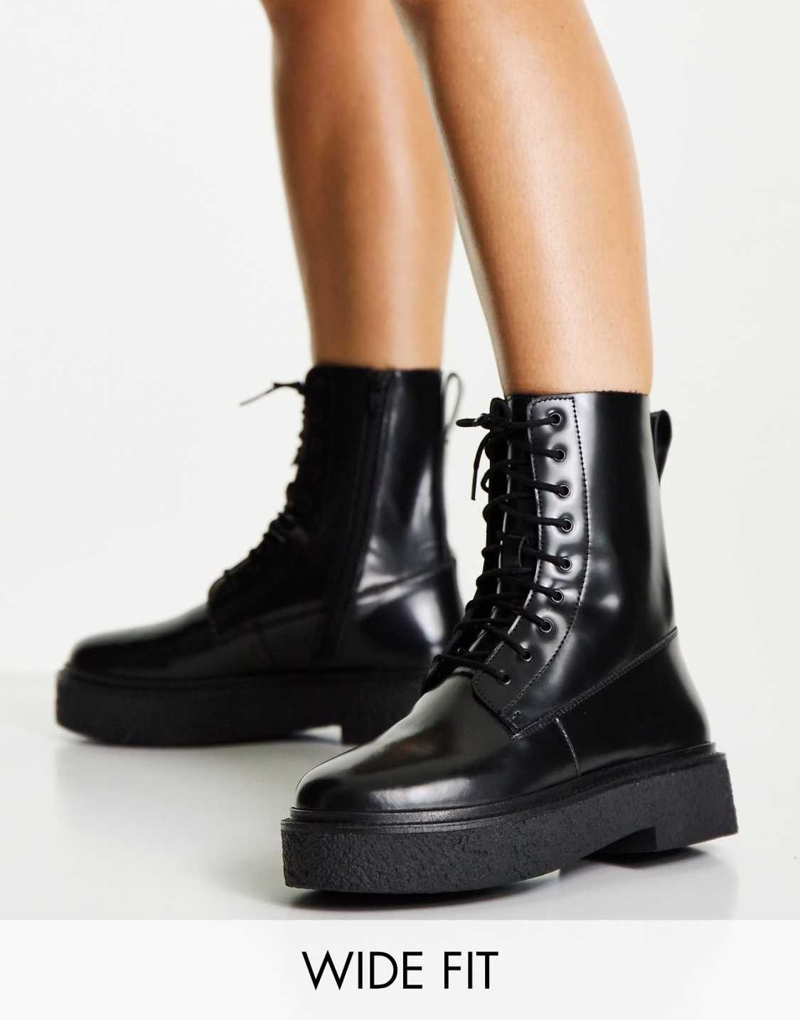ASOS DESIGN Wide Fit Acolade flat lace up boots in black‏ — view 1 of 4