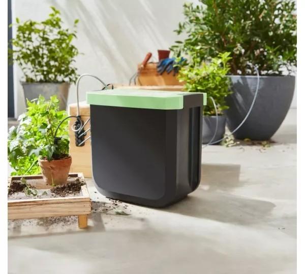نظام ريّ النباتات أثناء العطلات من Aldi / Gardenline