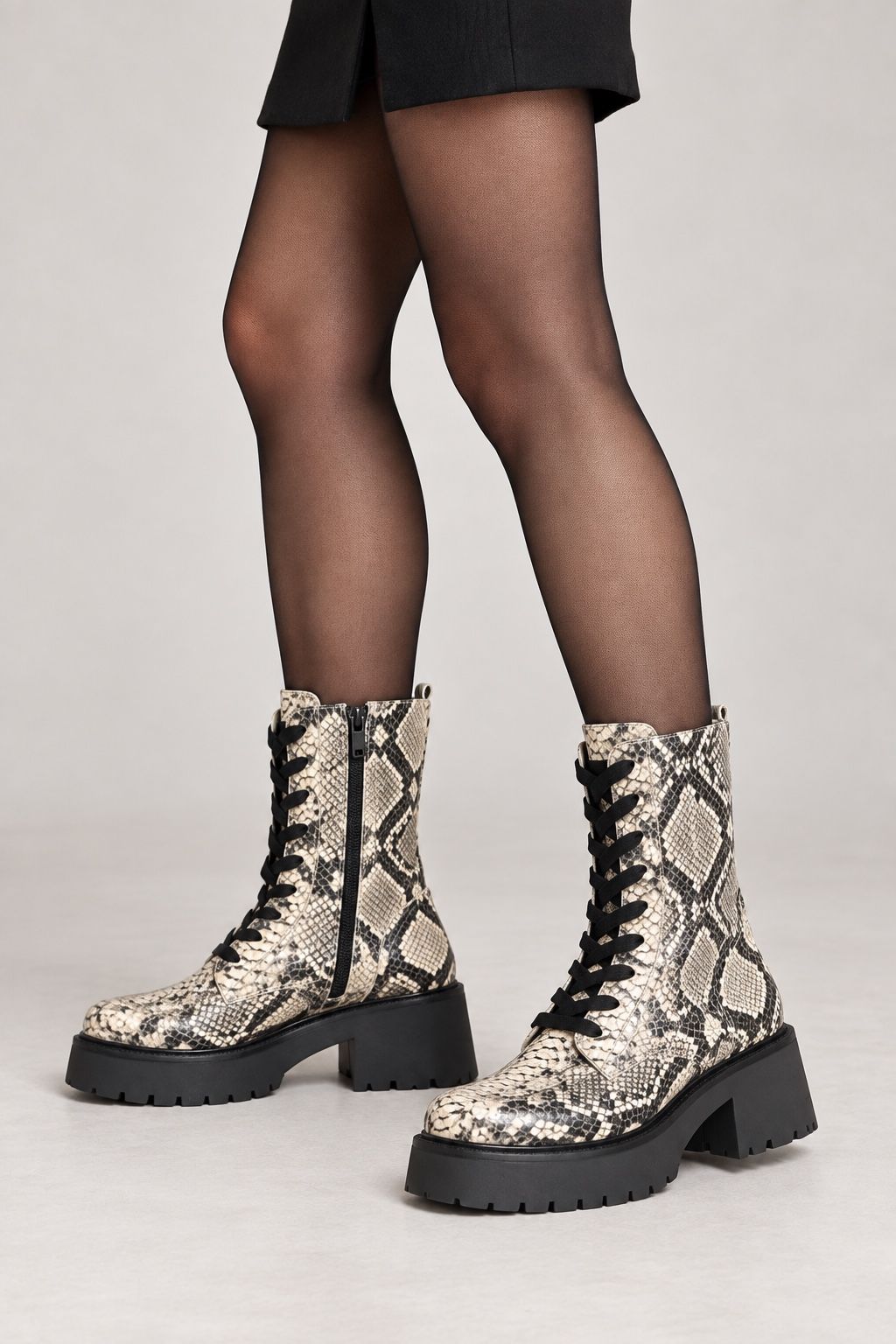 ASOS Design Women’s Snakeskin Print Lace-Up Boots, photo 2