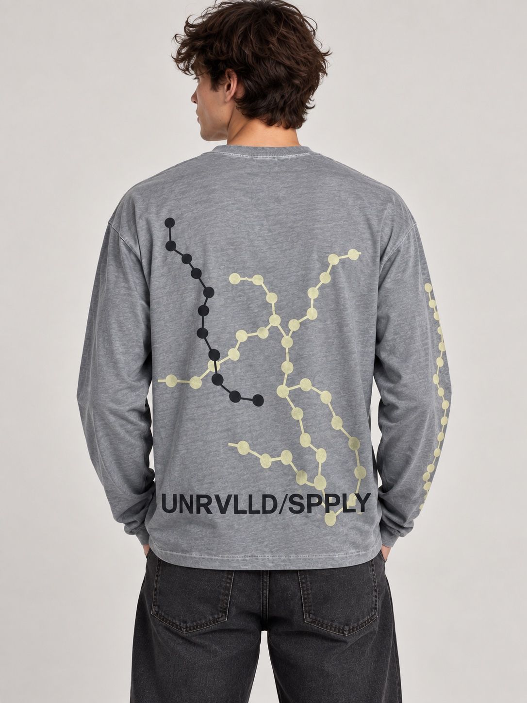 ASOS Design Grey Graphic Long Sleeve T-Shirt, photo 2