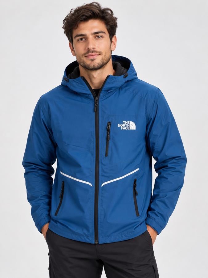 The North Face Men’s Black Jacket with Black Fleece Lining