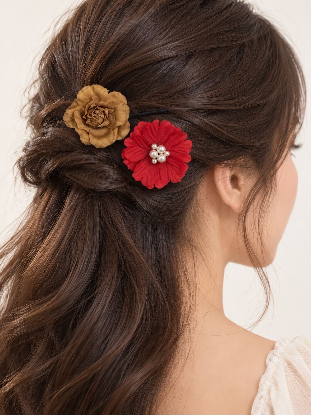 Two-Piece Floral Hair Clip Set, photo 2