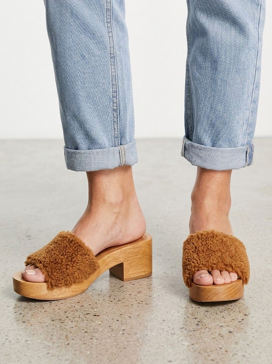 ASOS DESIGN Women's Teddy Clog Sandals with Borg Strap in Tan