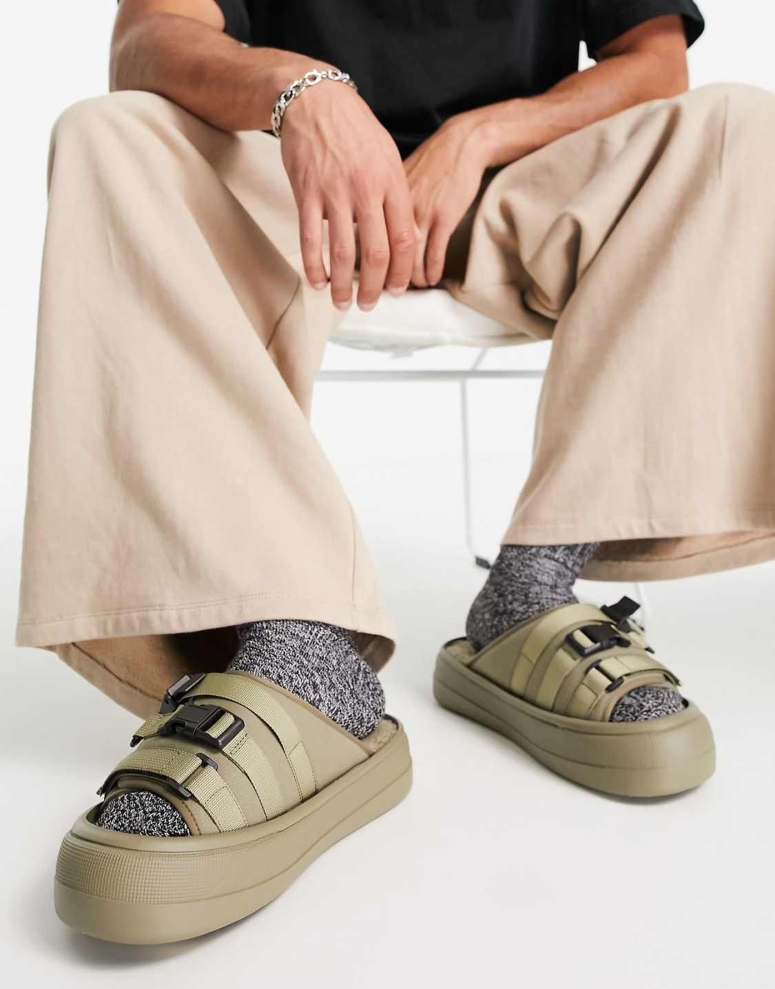 ASOS DESIGN chunky tech sliders in khaki with borg lining