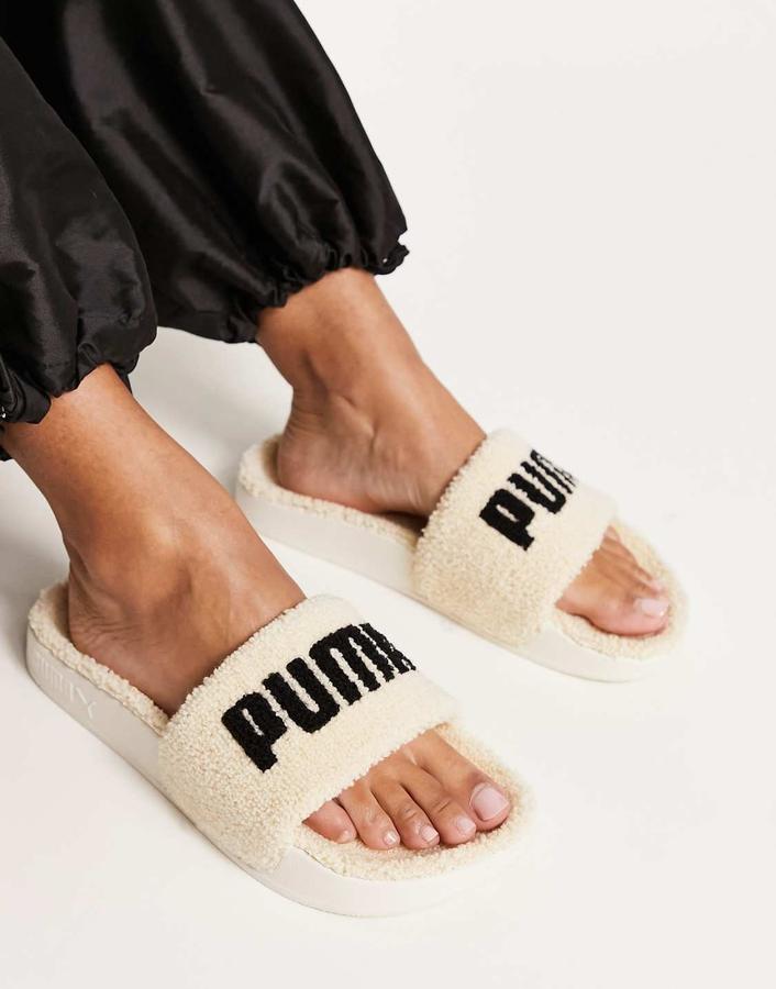 PUMA Sherpa leadcat slides in beige
