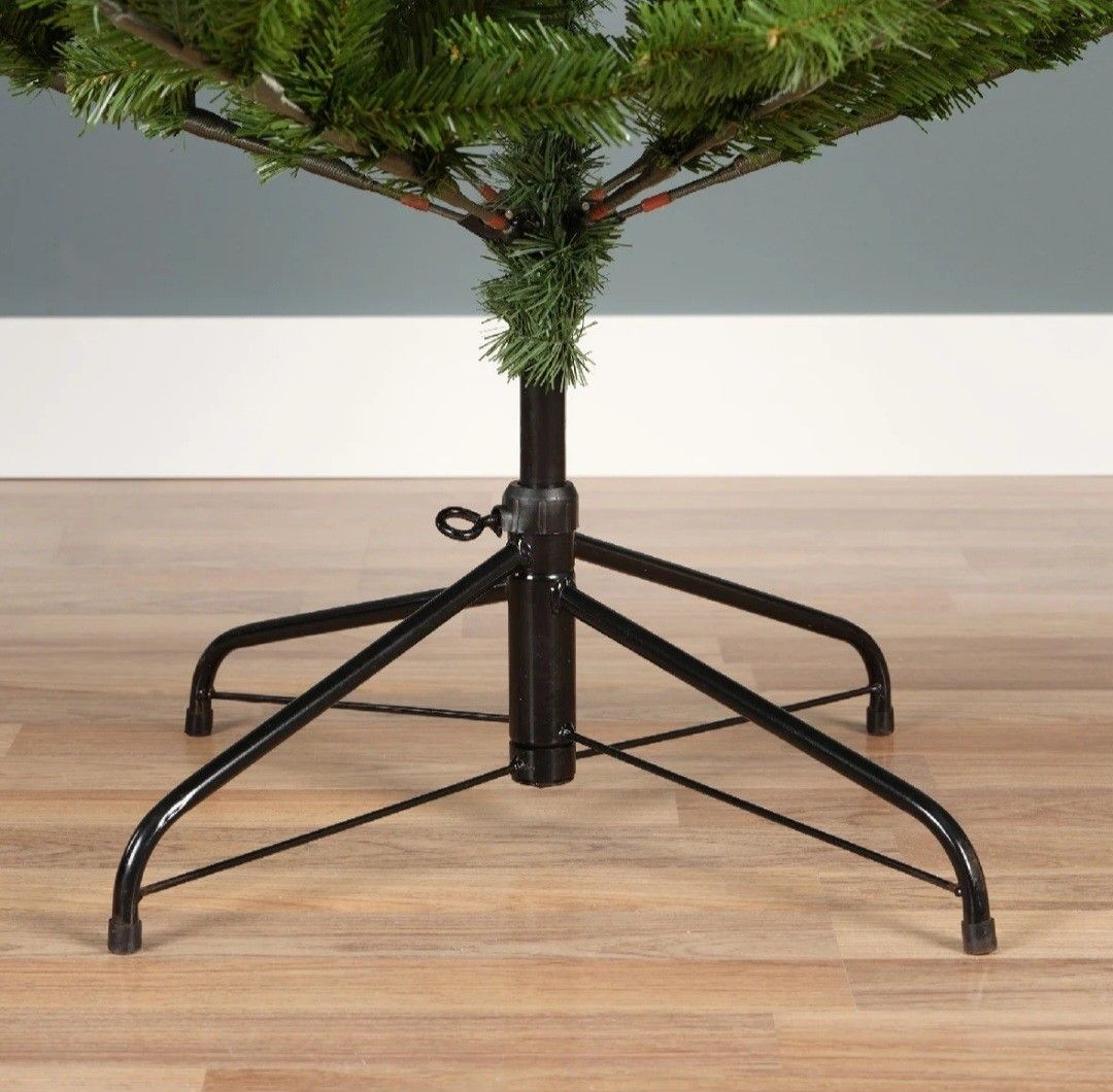 Everlands Idaho Fir Artificial Christmas Tree, photo 3