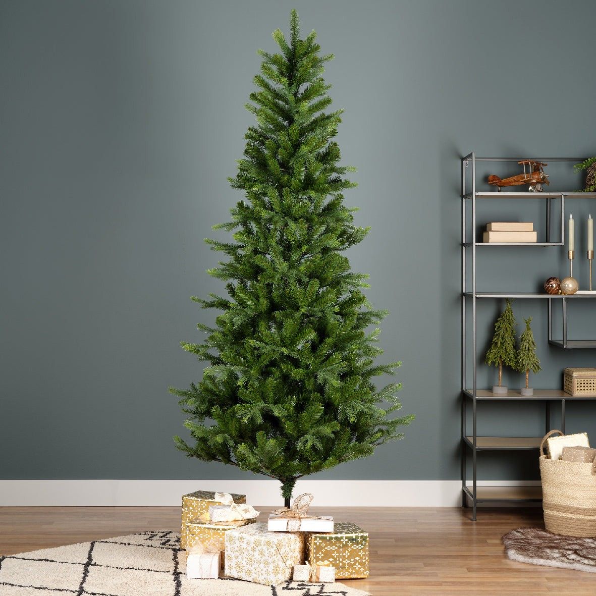 Everlands Idaho Fir Artificial Christmas Tree, photo 2
