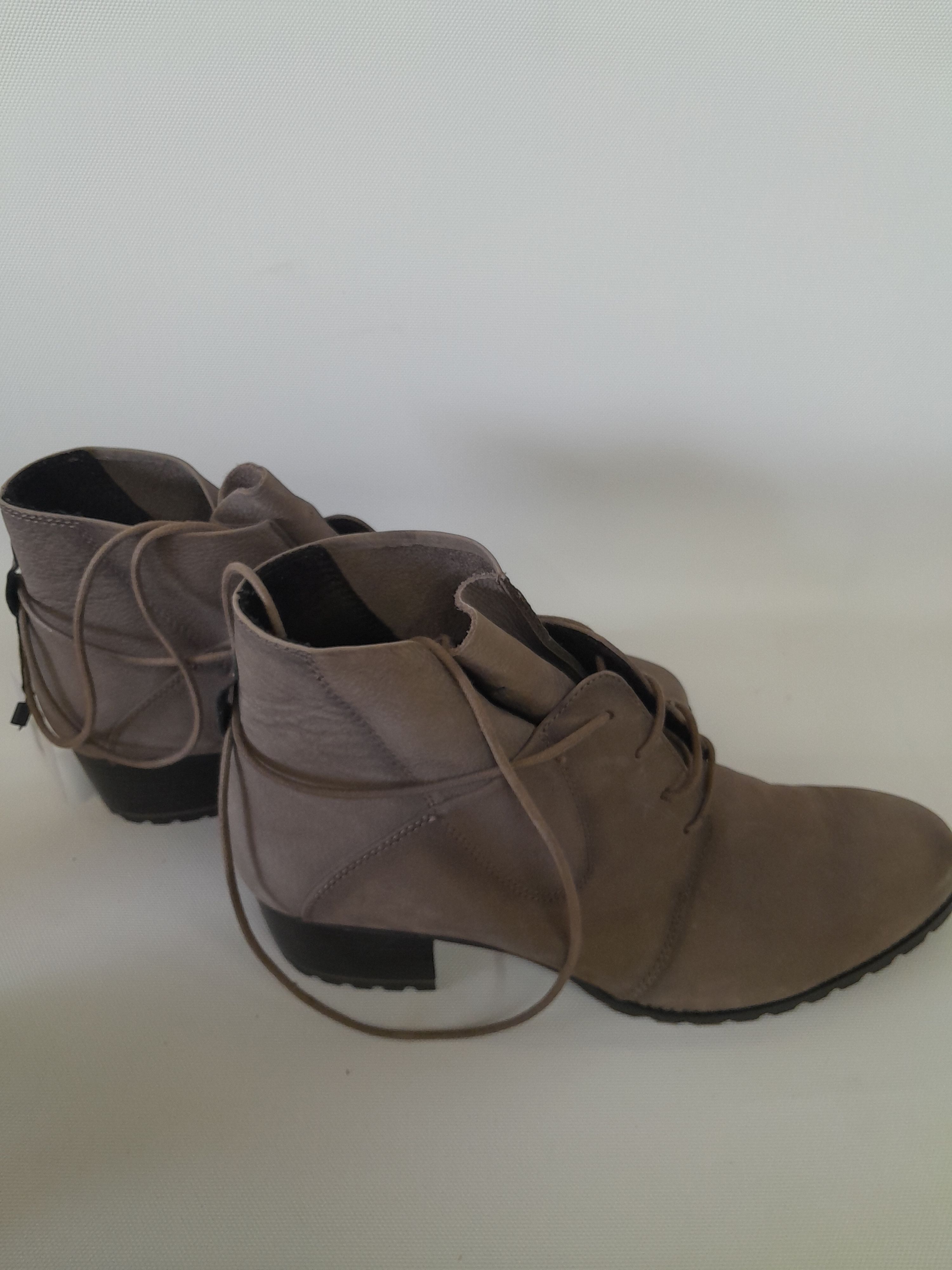 حذاء نسائي Tamaris