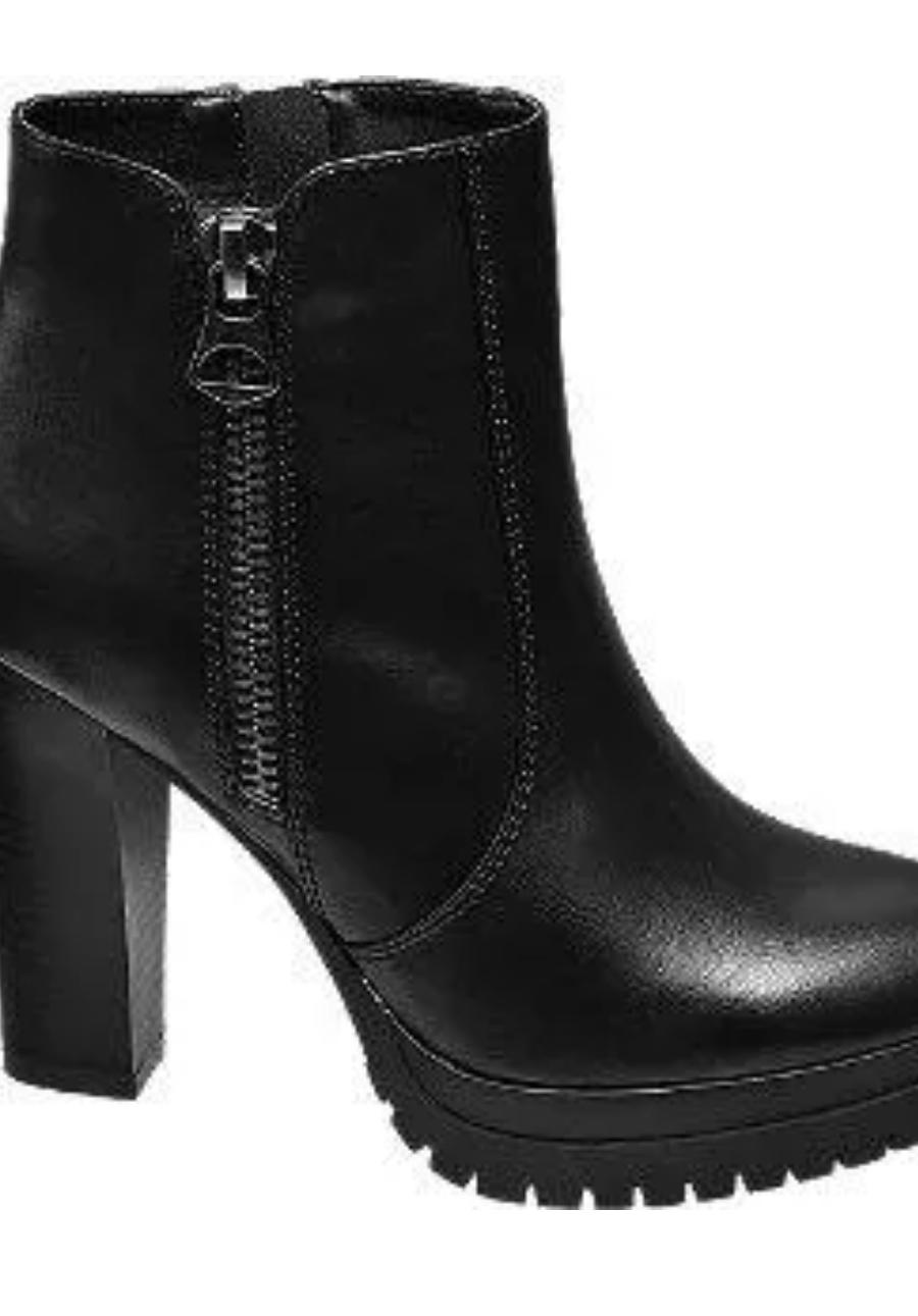 Women’s Shoes – EU 44