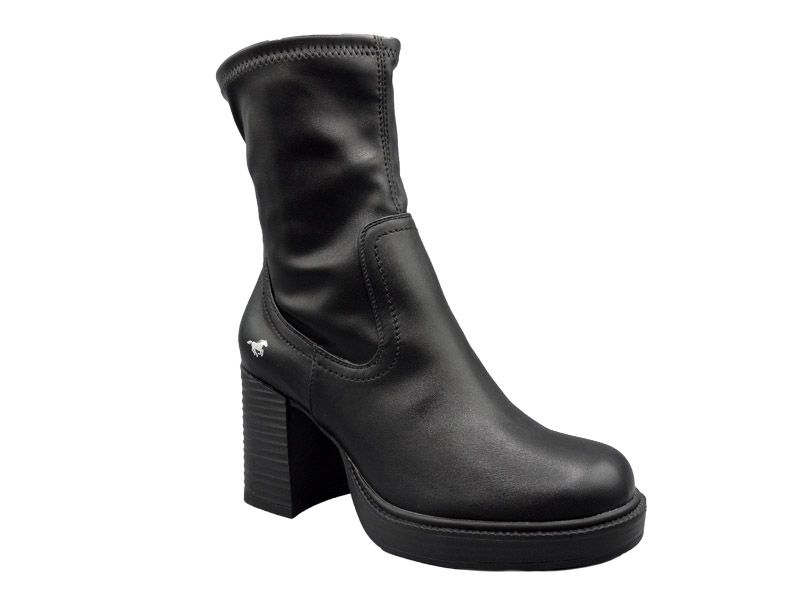 Mustang – Women's Block-Heel Platform Boots – Black